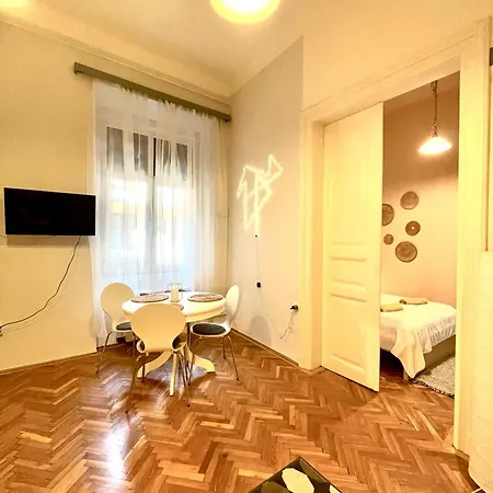 Westend Cosy In The Centre Long Term Διαμέρισμα Βουδαπέστη